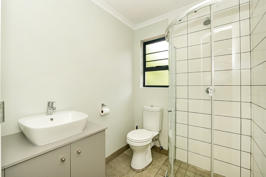 To Let 1 Bedroom Property for Rent in Pinelands Western Cape